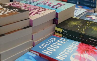 De l&rsquo;ombre au phénomène : comment le #BookTok redessine le marketing du livre.